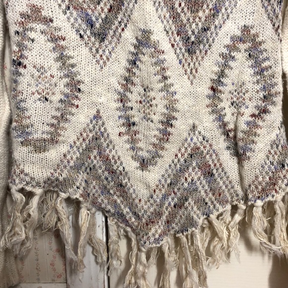 American Rag Sweater - Picture 2 of 3